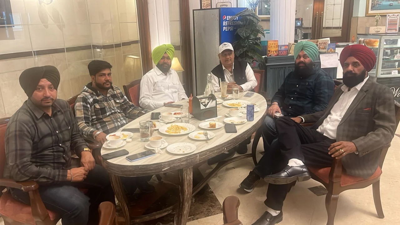 AIMTC,-Highway-Hero-Trust-and-Azad-Hind-Union-Punjab-Meet-for-Driver-Welfare